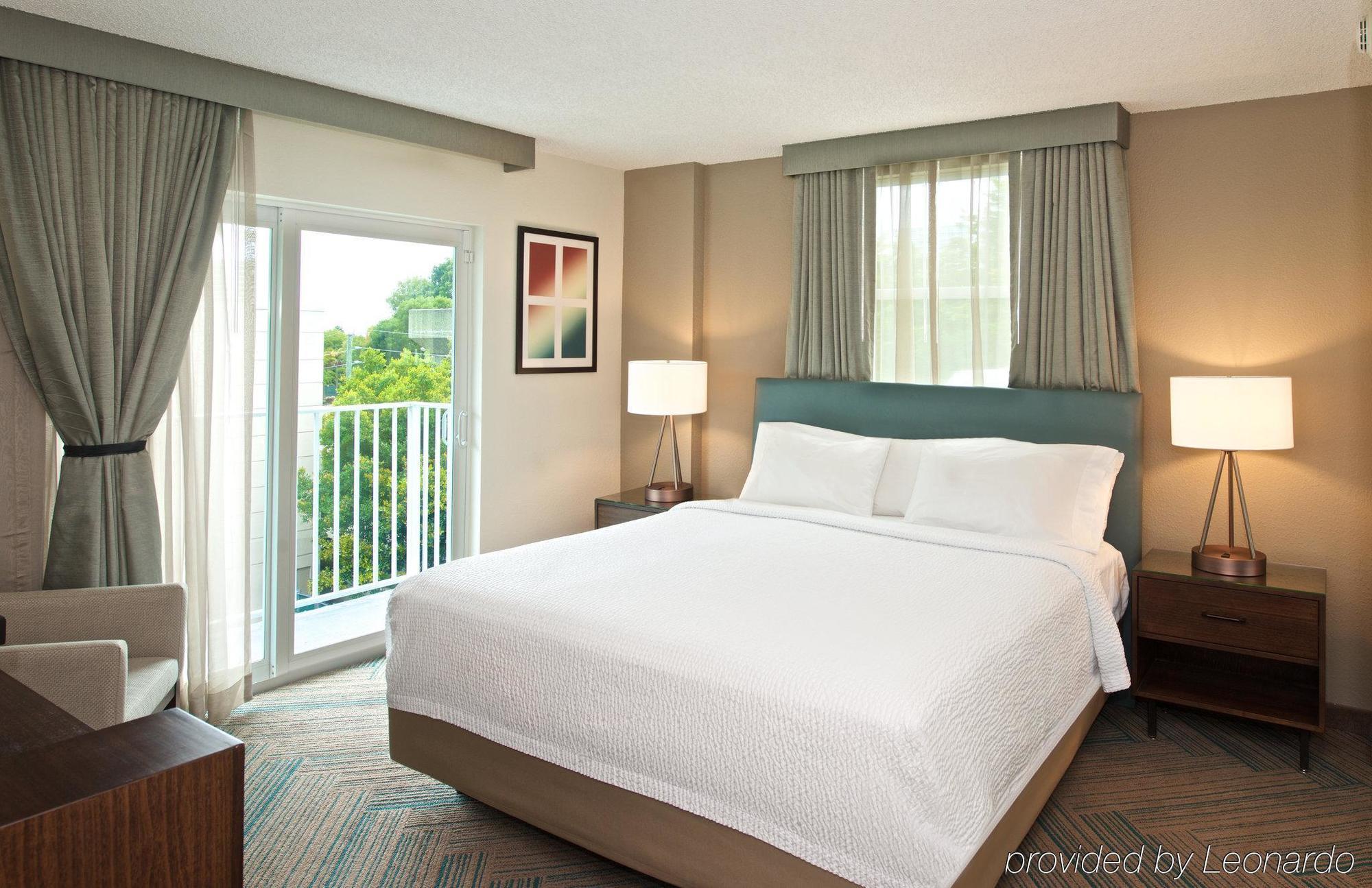 Residence Inn Miami Coconut Grove Eksteriør billede